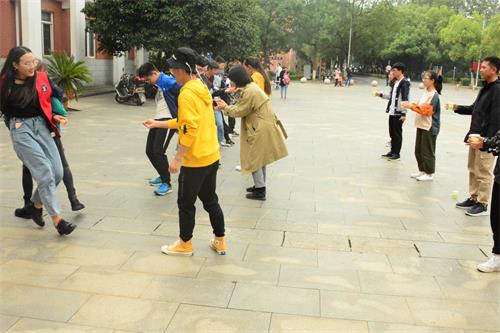 游戏.JPG 游戏.JPG