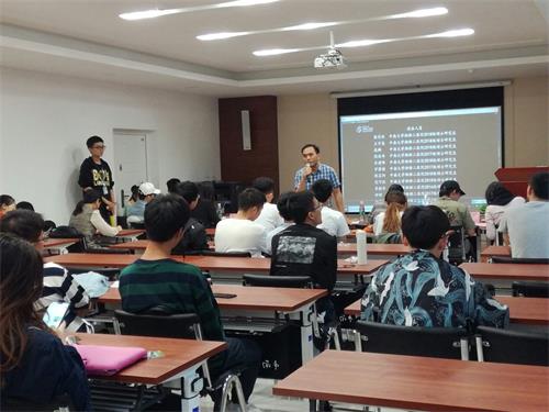 商学院2.jpg 商学院2.jpg