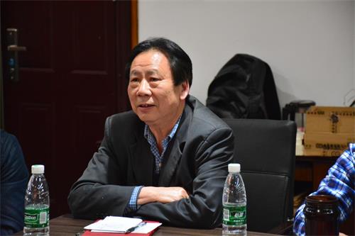 计算机3.jpg 计算机3.jpg