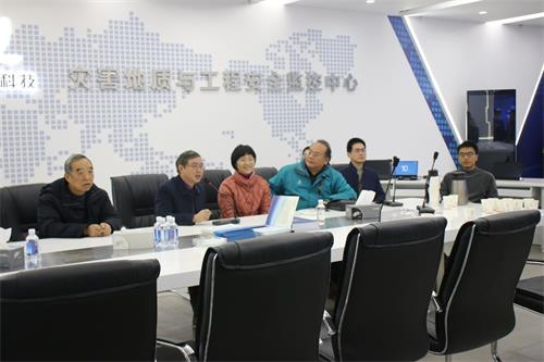 3(103).jpg 3(103).jpg