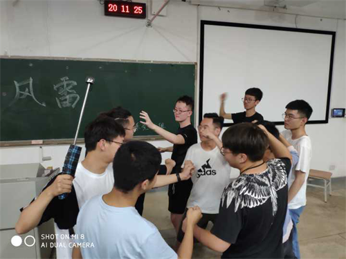 图片2.png 图片2.png