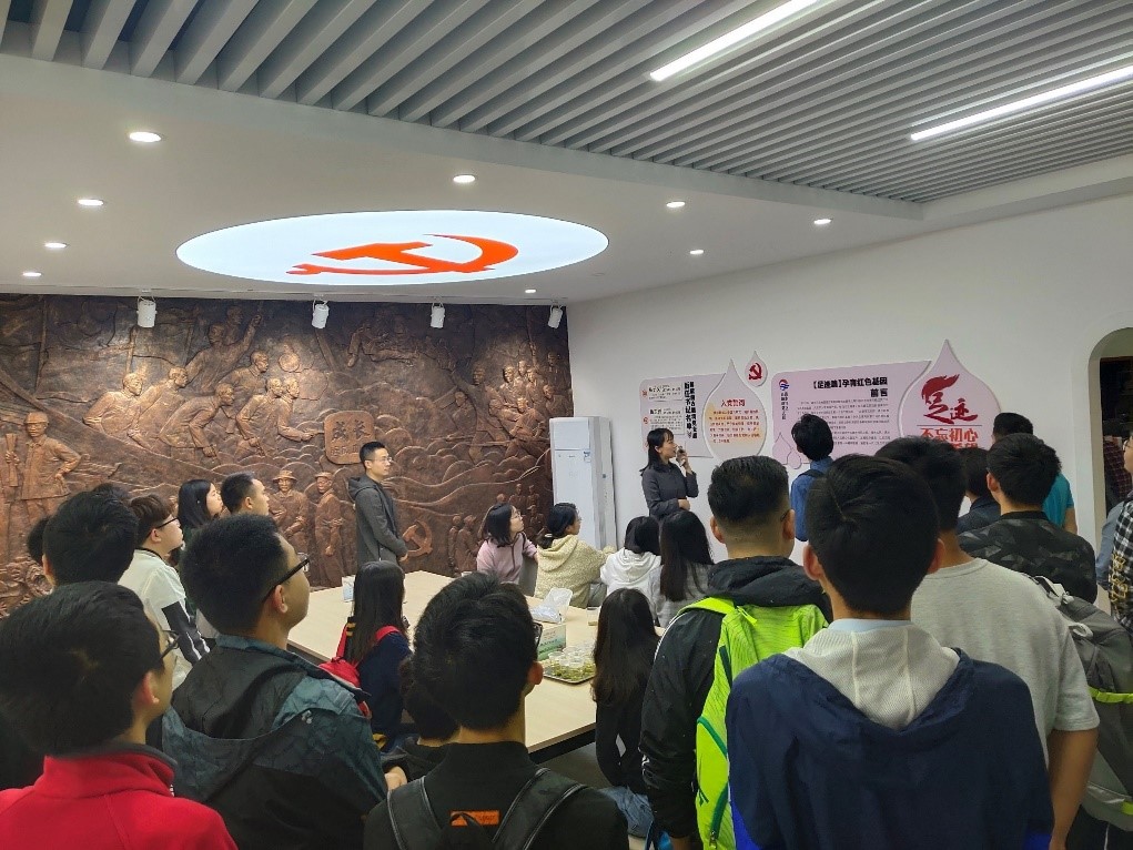 党课1.jpg 党课1.jpg