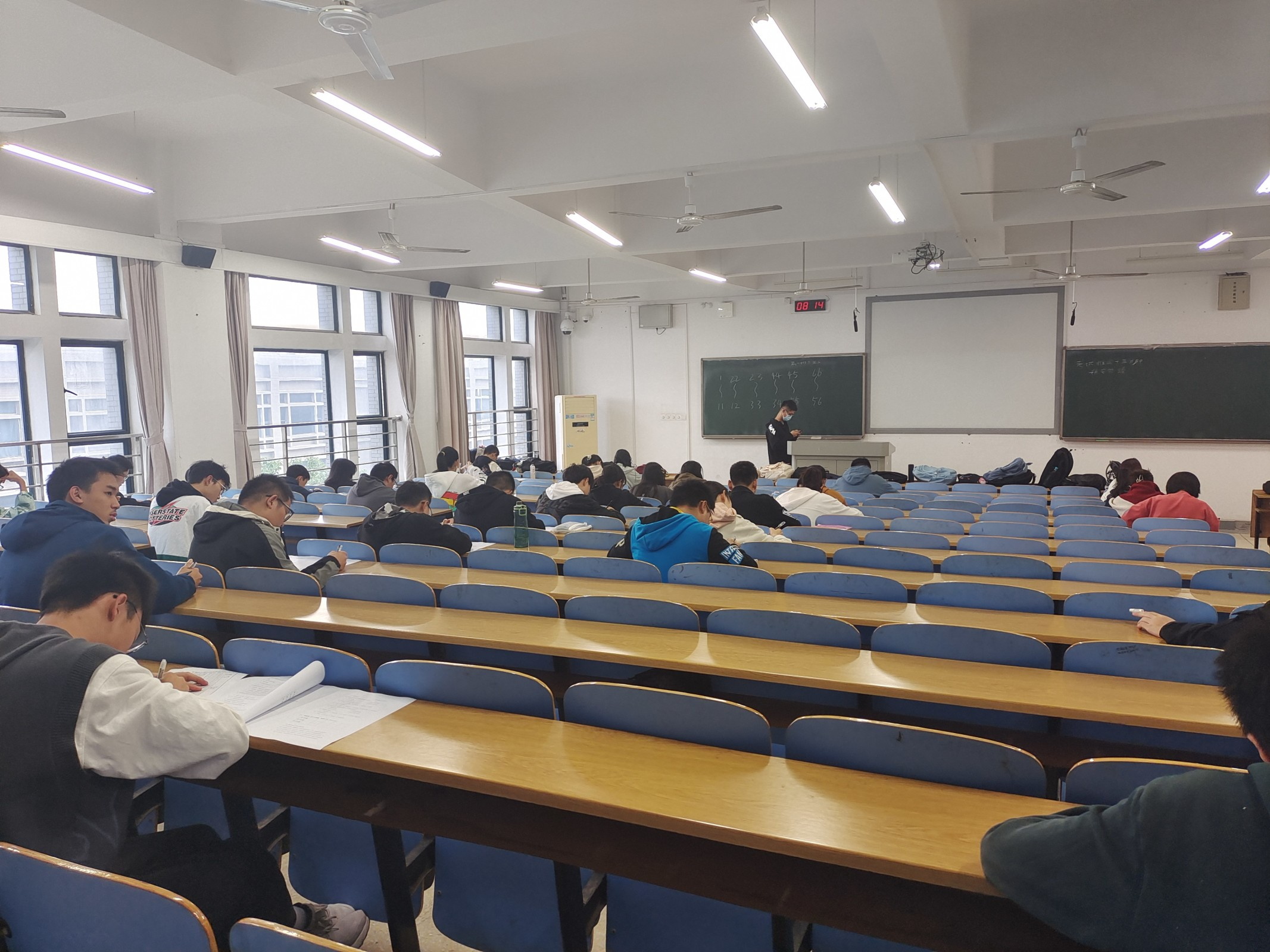 1635605665873_看图王.jpg 1635605665873_看图王.jpg