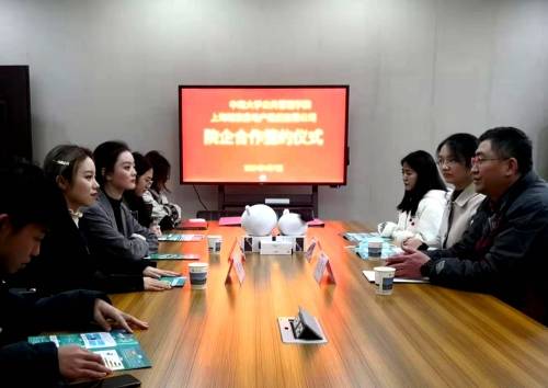 84309BE1A6FBBD3F1571635DFCF29684.jpg 84309BE1A6FBBD3F1571635DFCF29684.jpg