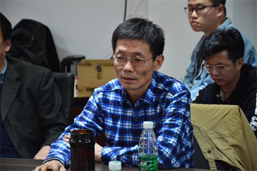 计算机4.jpg 计算机4.jpg