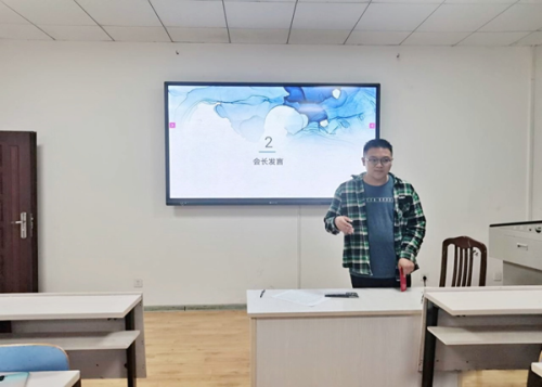 法学院1.png 法学院1.png