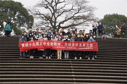 2328_8949_3.jpg 2328_8949_3.jpg