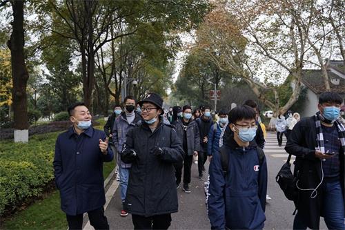 2327_4995_2.jpg 2327_4995_2.jpg