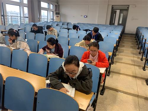 环境.jpg 环境.jpg