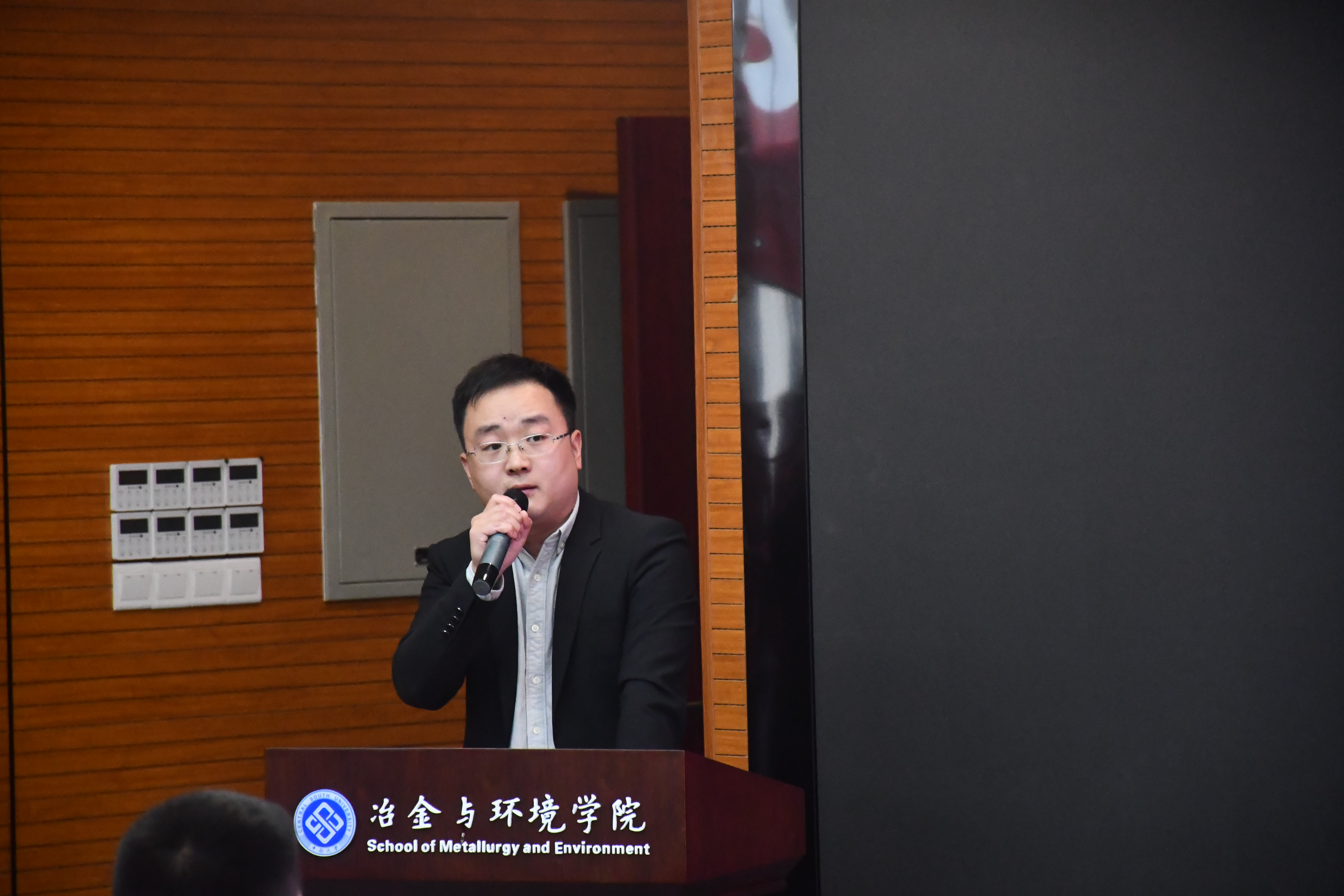 DSC_5852.JPG DSC_5852.JPG